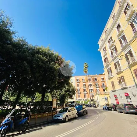 Joma House * Naples